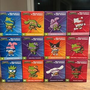 Hello Kitty x TMNT Collectible Figures Set